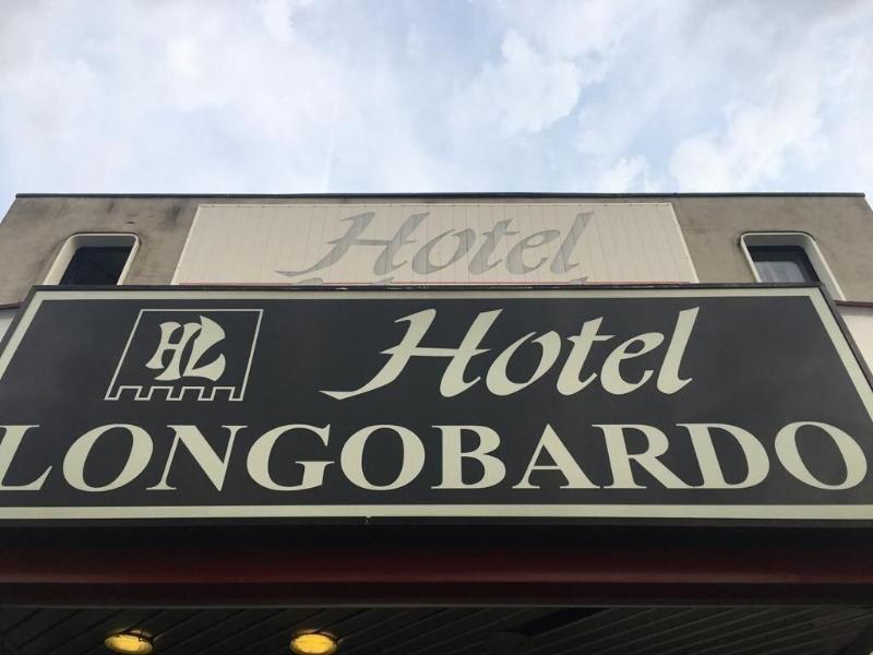 Hotel Longobardo トレッツォ・スッラッダ エクステリア 写真