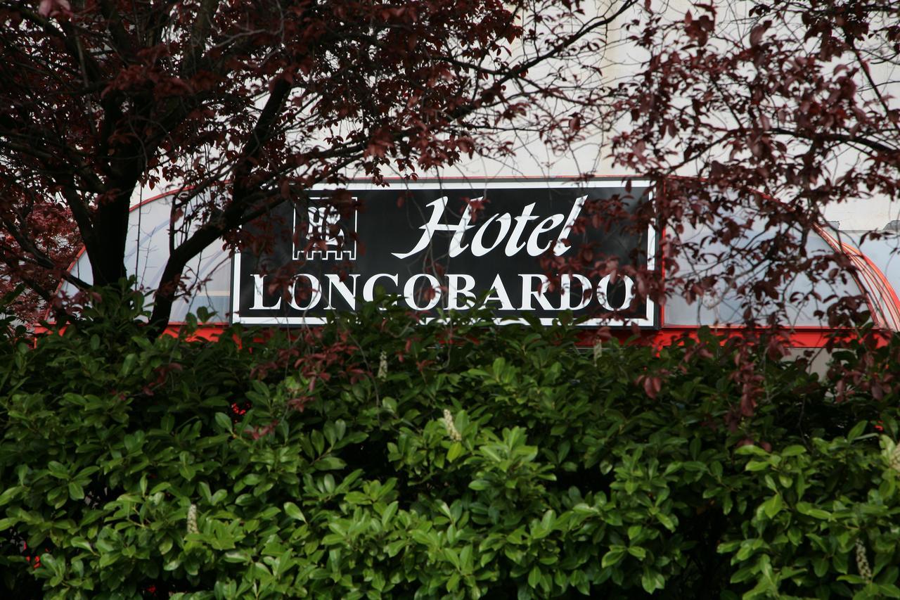 Hotel Longobardo トレッツォ・スッラッダ エクステリア 写真